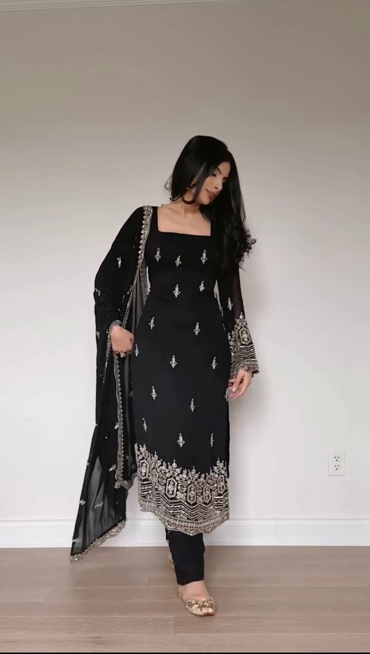 RTC 5947 New Modern Designed Black Dress