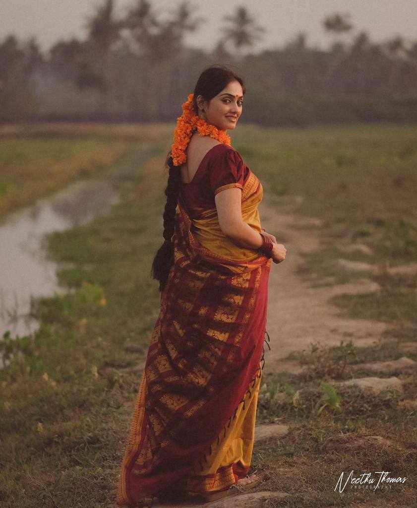 KP 6092 Crafted For Modern Elegance Saree