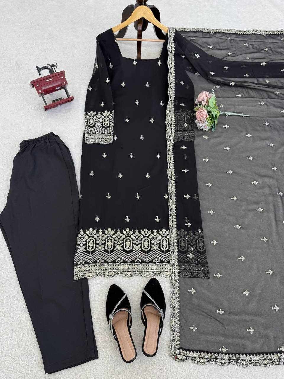 RTC 5947 New Modern Designed Black Dress