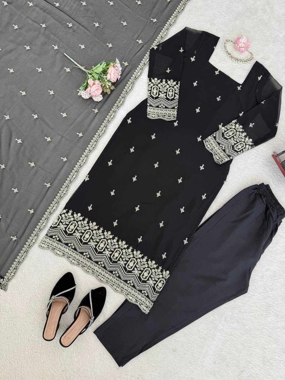 RTC 5947 New Modern Designed Black Dress