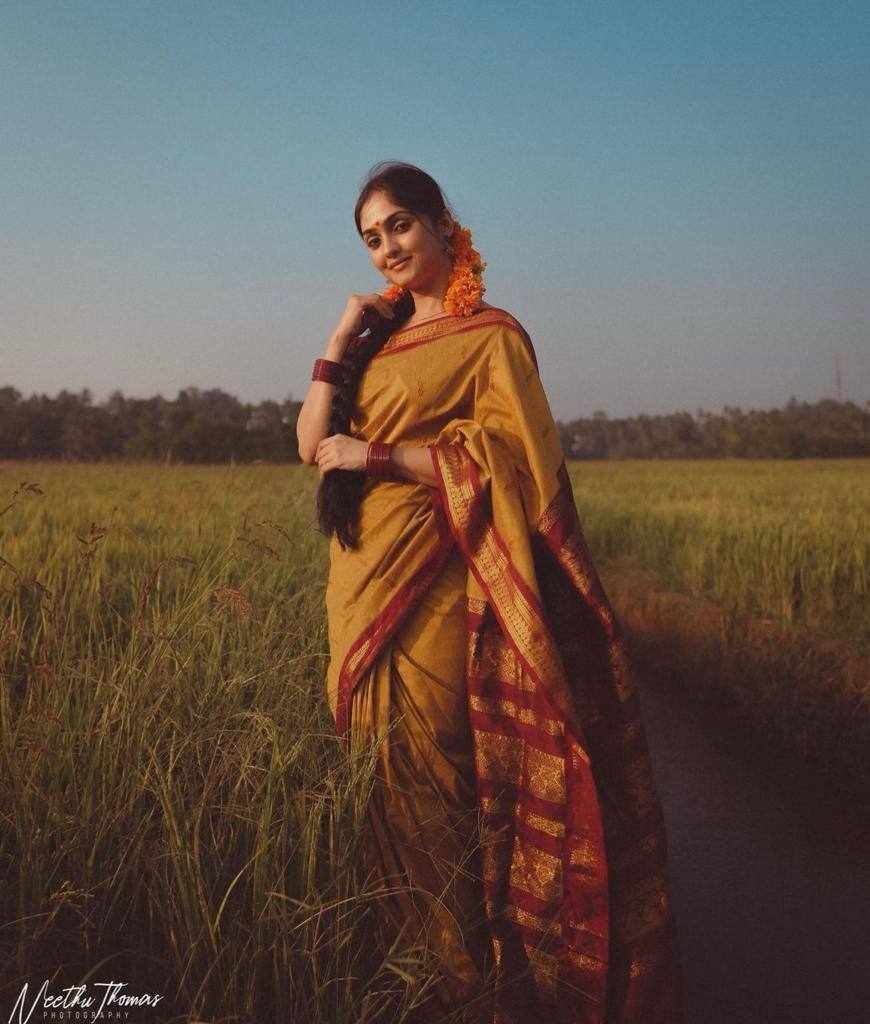 KP 6092 Crafted For Modern Elegance Saree