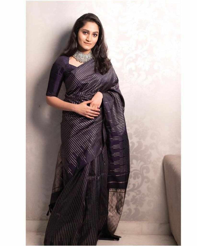 KP 6097 JACQUARD WORK ON SAREEE