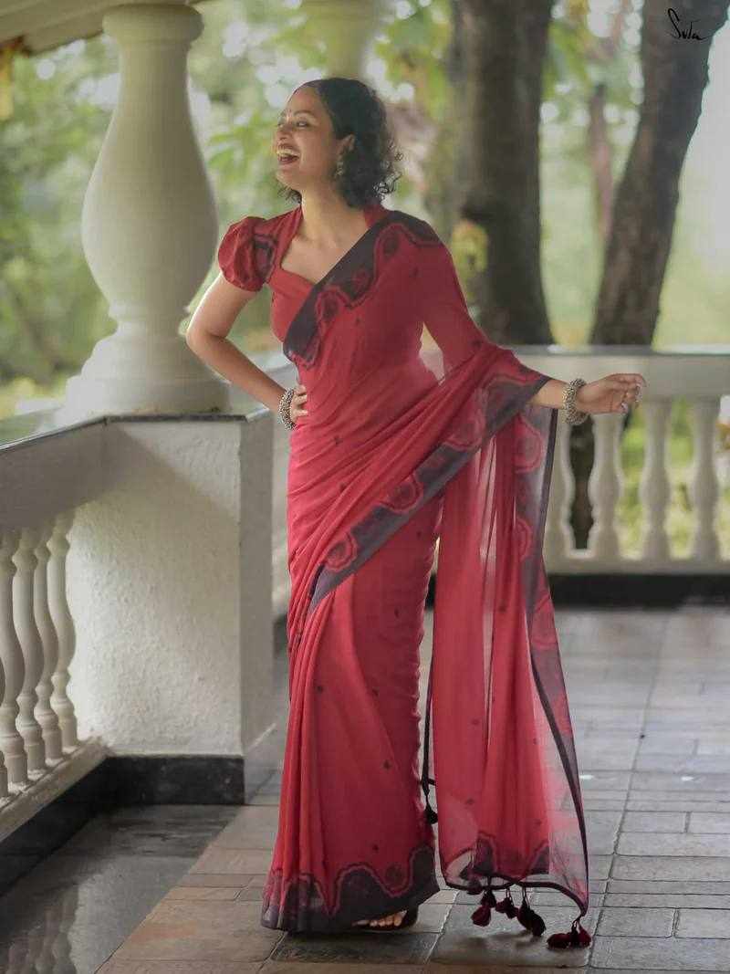 KP-W 351 New Classic Digital Printed Red Saree