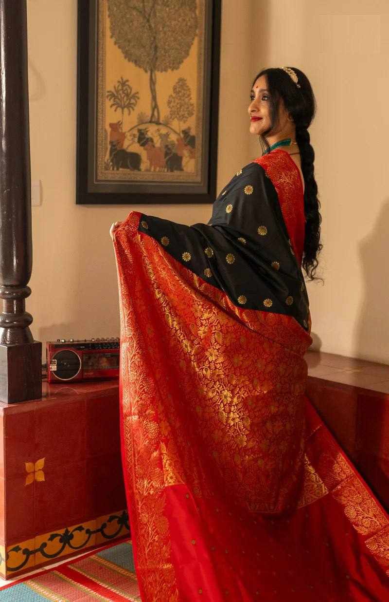 KP 6096 EXCLUSIVE JACQUARD BORDER DESIGN BLACK SAREE