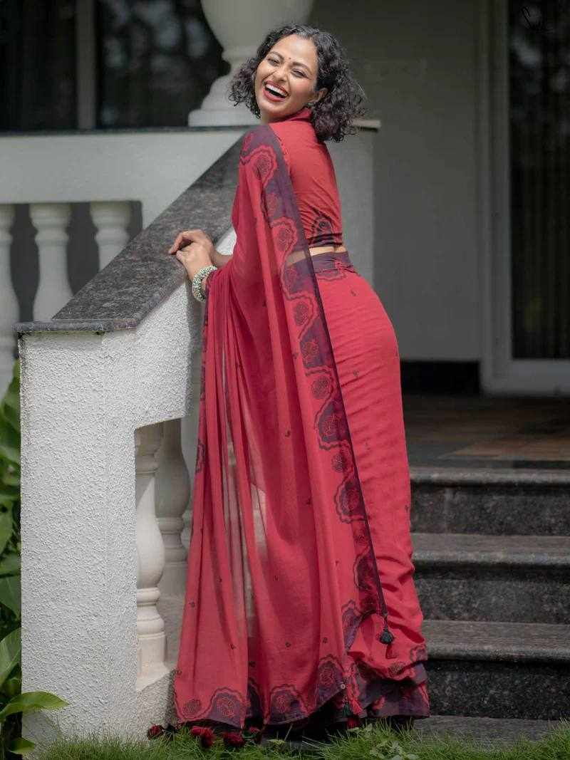 KP-W 351 New Classic Digital Printed Red Saree