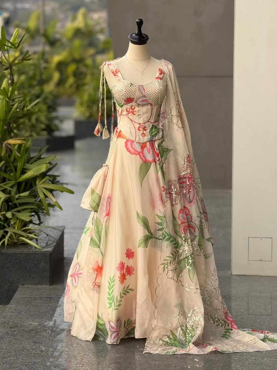 SCNX 1195 New Modern Digital Printed Lahenga
